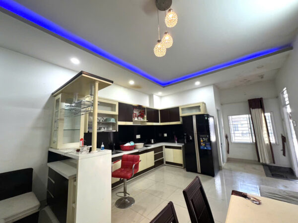 Bán Nhà Đẹp Mặt Tiền Đường Lê Hồng Phong - P. Phước Hải, TP. Nha Trang - Cơ Hội Vàng Cho Kinh Doanh - Hình ảnh 4