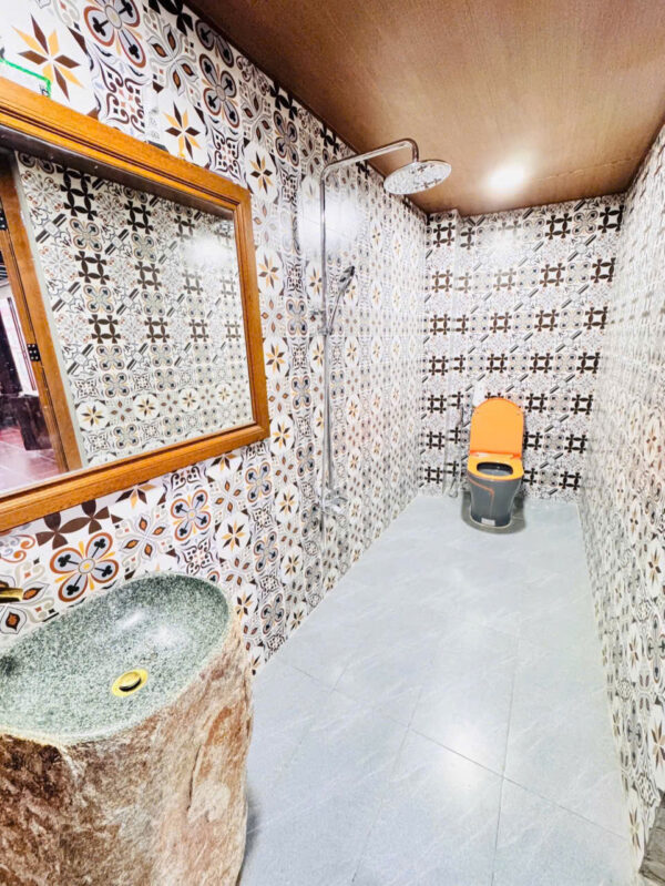 Bán Nhà Gỗ Đẹp Gần Chợ Vĩnh Ngọc, Nha Trang - Cơ Hội Đầu Tư Hấp Dẫn - Hình ảnh 3