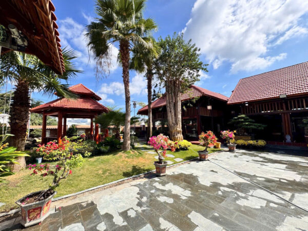 Bán Nhà Gỗ Đẹp Gần Chợ Vĩnh Ngọc, Nha Trang - Cơ Hội Đầu Tư Hấp Dẫn - Hình ảnh 2
