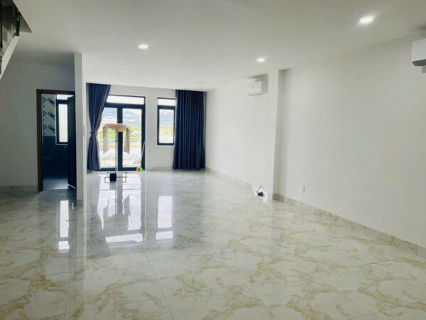 Bán Nhà Đường Vành Đai 2, Nha Trang - View Sông, Giá 12.5 Tỷ! - Hình ảnh 8
