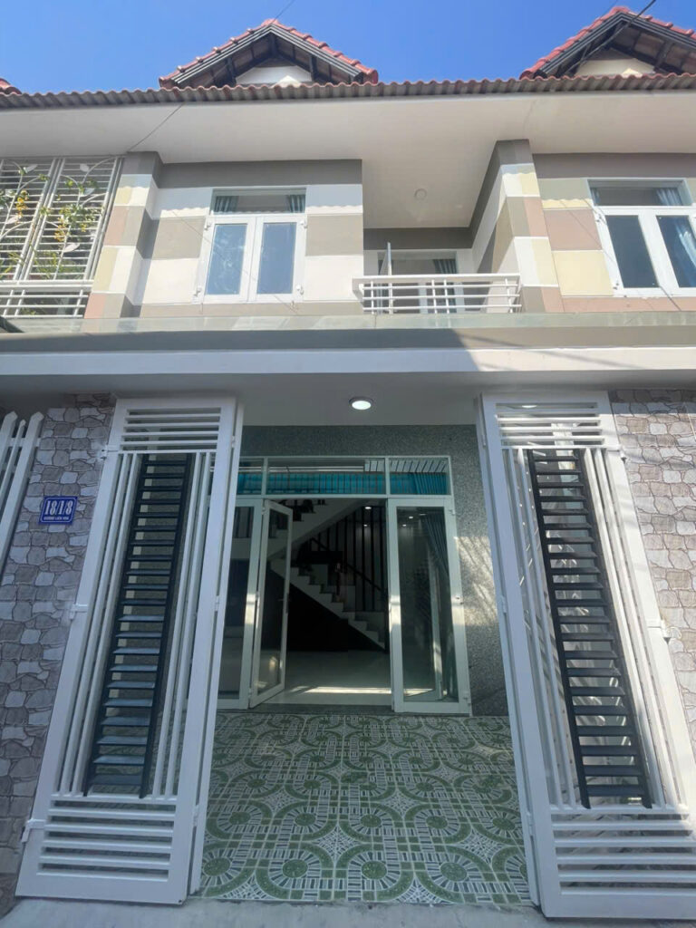 Bán Nhà Đẹp Full Nội Thất Tại Xuân Lạc, Vĩnh Ngọc – 1 Trệt 2 Lầu, Sân Ô Tô, Vào Ở Ngay – Giá Chỉ 3.05 Tỷ!