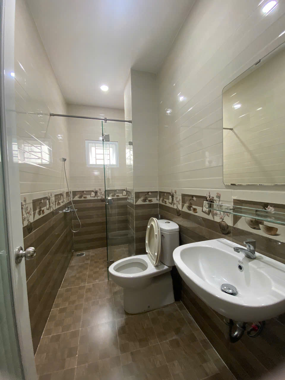 Bán Nhà KĐT Hà Quang 1 (Nha Trang) Đối Diện Công Viên – 3 Tầng+Tum, Full Nội Thất, 4PN – Giá 8.2 Tỷ (Sổ Hoàn Công) - Hình ảnh 5