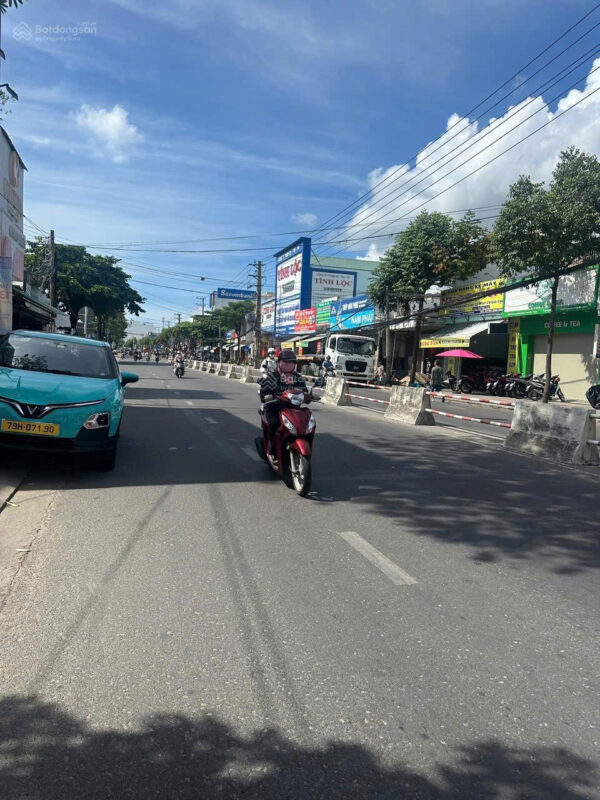 Bán Nhà Mặt Tiền Lê Hồng Phong Nha Trang - 9.5 Tỷ – Vị Trí Kim Cương, Sổ Hồng Chính Chủ - Hình ảnh 2