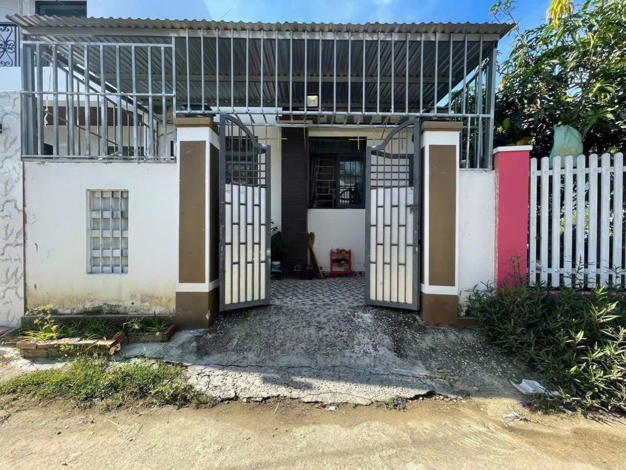 Bán Gấp Nhà Full Nội Thất 71.7m² Diên Điền, Diên Khánh - Giá Tốt 1.299 Tỷ - Hình ảnh 1