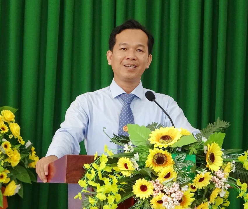 Thạc sĩ Nguyễn Phan Anh Quốc - Bí thư Đảng ủy, Hiệu trưởng Trường Cao đẳng Công nghệ - Năng lượng Khánh Hòa.