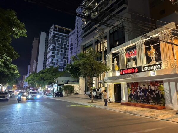 Bán Lô Đất 2 Mặt Tiền Nguyễn Thiện Thuật Nha Trang - 197m² - Giá 45 Tỷ - Hình ảnh 2
