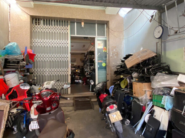 Bán Nhà Phố 3 Tầng Mặt Tiền Đoàn Trần Nghiệp, Nha Trang - Giá 12,6 tỷ - Hình ảnh 2