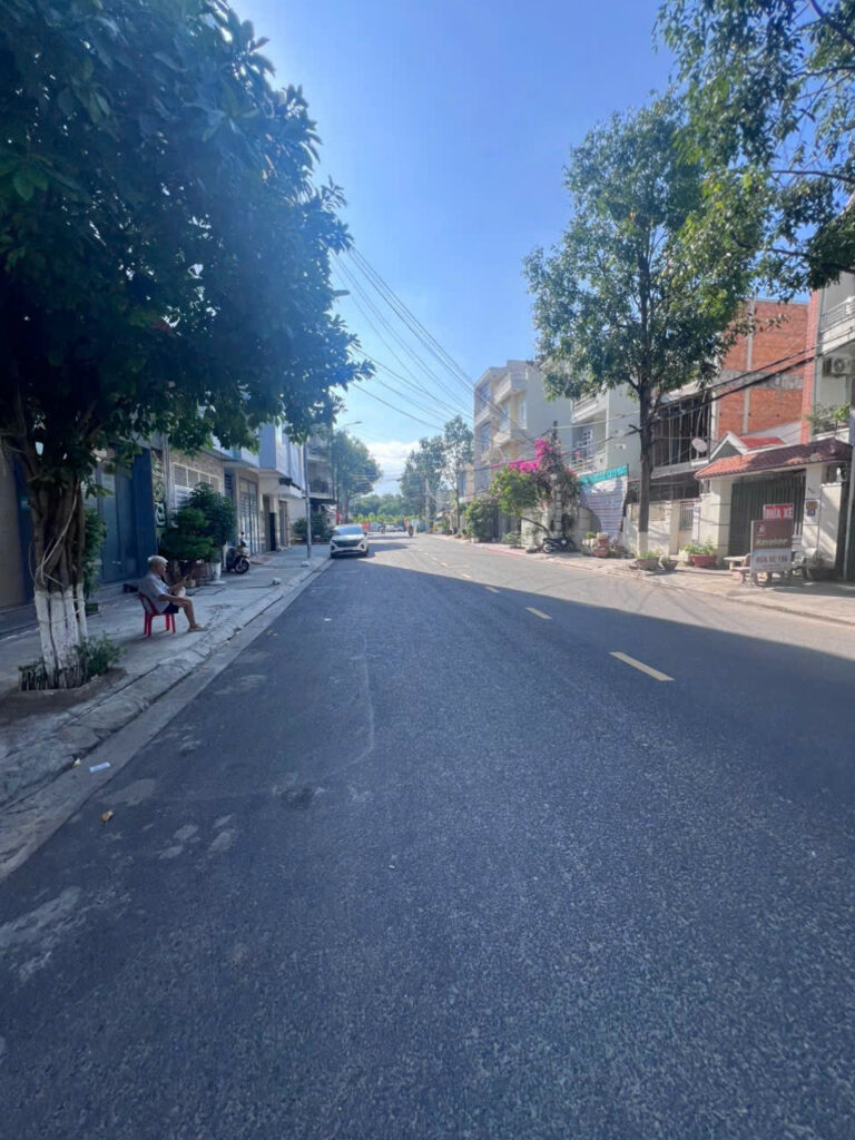 Bán Đất Nền Phước Long – Kề Nguyễn Thị Định - Giá 70 Triệu/m2