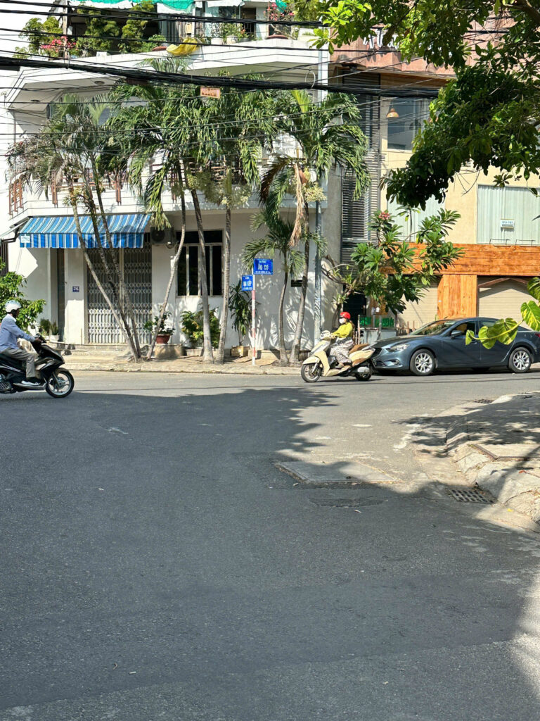Bán Lô Đất Mặt Tiền Đường Vạn Kiếp, Nha Trang - 181.5m2 - Giá 13,5 tỷ