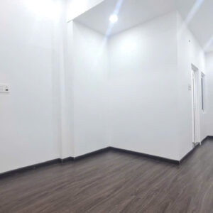 Bán Nhà Phố 2 Tầng Mặt Tiền Trần Nguyên Hãn - 47m2 - Giá 7,2 Tỷ - Hình ảnh 3