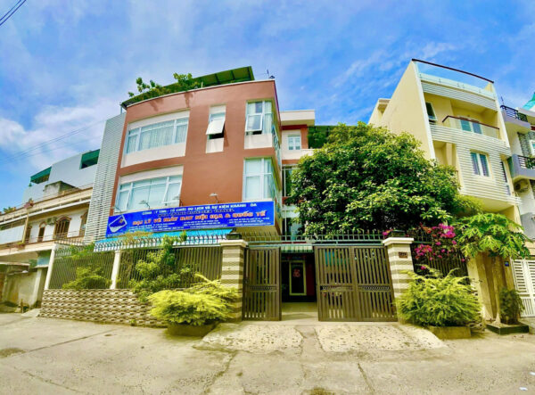 Bán Nhà Mặt Tiền Kinh Doanh Đắc Địa Đường Châu Văn Liêm, Phước Long, Nha Trang - Giá 29,5 Tỷ