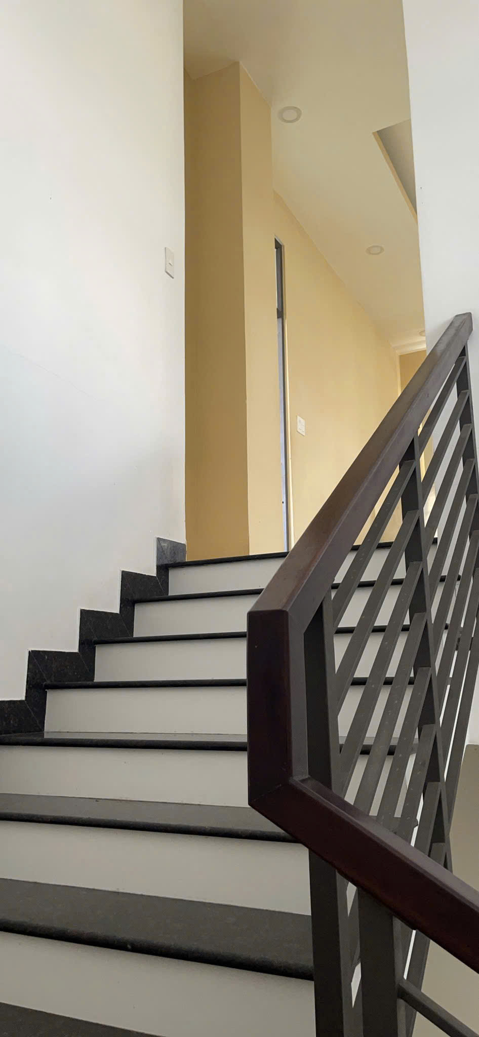 Bán Nhà Mặt Tiền Kinh Doanh Đắc Địa Đường Châu Văn Liêm, Phước Long, Nha Trang - Giá 29,5 Tỷ - Hình ảnh 3