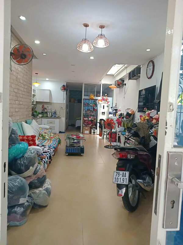 Bán Nhà Mặt Tiền Đường Miếu Bà, Nha Trang - Giá Bán 2 Tỷ 950 - 83,6m2 - Hình ảnh 4