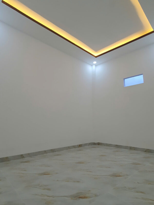 Bán Nhà Phố 2 Tầng Sang Trọng - Giá 1 Tỷ 950 - Suối Hiệp Gần Nha Trang - Đường 8M Thông - Hình ảnh 10