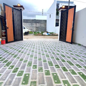 Bán Nhà Phố 2 Tầng Sang Trọng - Giá 1 Tỷ 950 - Suối Hiệp Gần Nha Trang - Đường 8M Thông - Hình ảnh 4