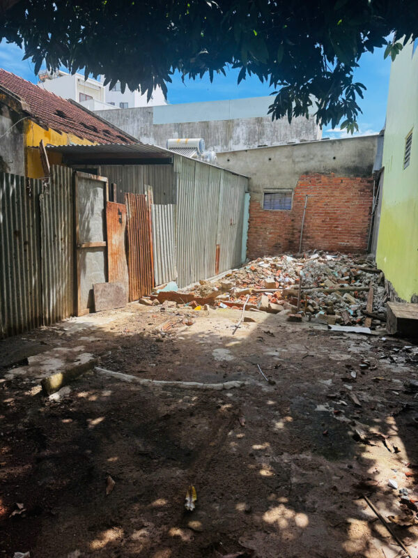 BÁN ĐẤT HẺM HOÀNG DIỆU NHA TRANG - CÁCH BIỂN 100M, KÈM GPXD 4 TẦNG - Hình ảnh 4