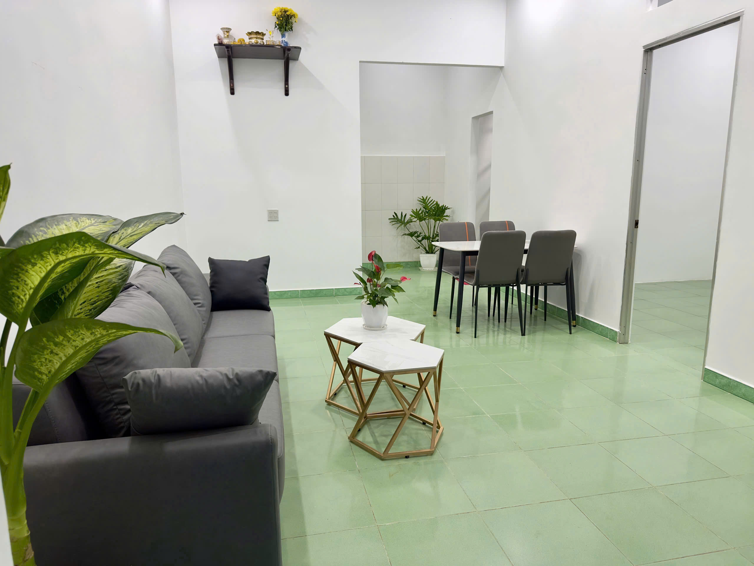 Bán Nhà Đẹp Gần Biển Phạm Văn Đồng Nha Trang - Sân Ô Tô Rộng Rãi - 4,3 tỷ - Hình ảnh 9