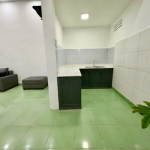 Bán Nhà Đẹp Gần Biển Phạm Văn Đồng Nha Trang - Sân Ô Tô Rộng Rãi - 4,3 tỷ - Hình ảnh 6