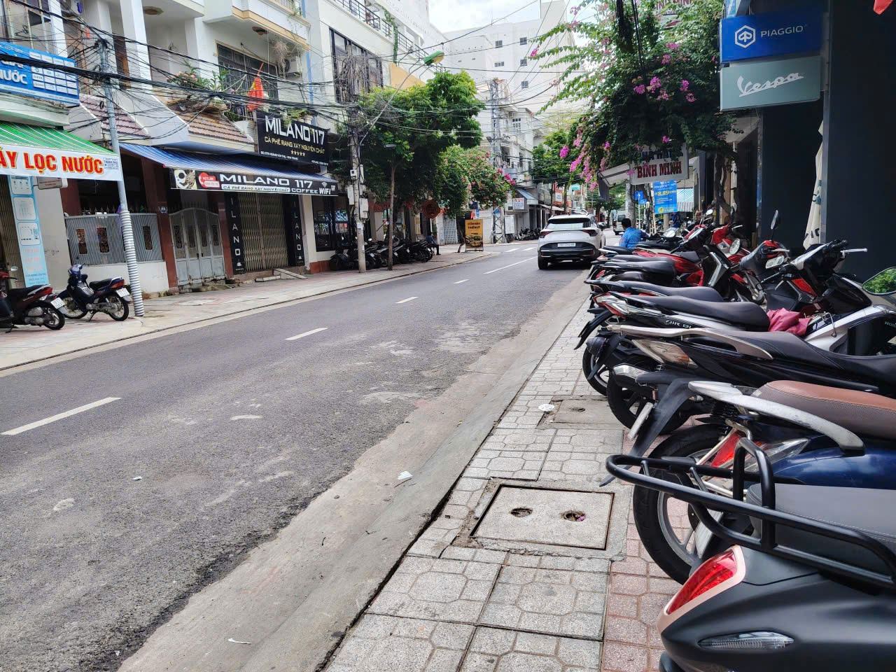 BÁN GẤP NHÀ ĐANG KINH DOANH TRUNG TÂM NHA TRANG - ĐƯỜNG HOÀNG VĂN THỤ - Hình ảnh 11