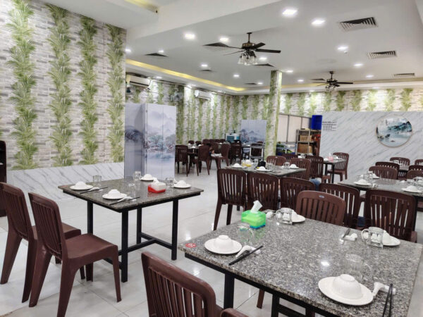 BÁN GẤP NHÀ ĐANG KINH DOANH TRUNG TÂM NHA TRANG - ĐƯỜNG HOÀNG VĂN THỤ - Hình ảnh 2