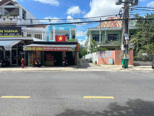 Bán Nhà 2 Mặt Tiền Đường Dã Tượng – Nha Trang - Giá 21,5 Tỷ - DT 150m2