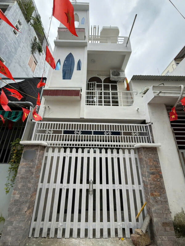 Bán Nhà 1 Trệt 2 Lầu Hẻm Ô Tô Dã Tượng, Nha Trang - Đối Diện Học Viện Hải Quân - Giá 7 Tỷ 250 Triệu