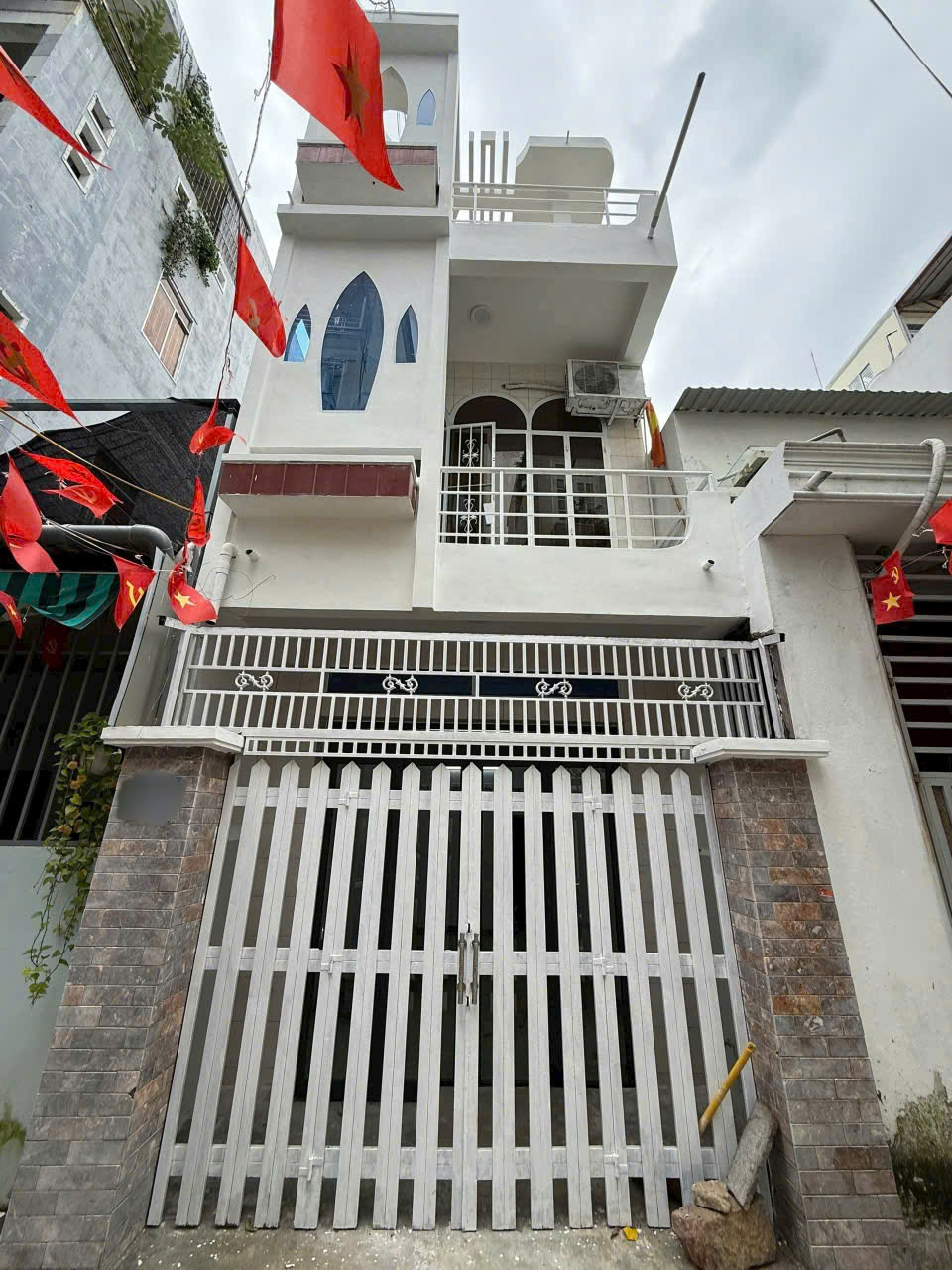 Bán Nhà 1 Trệt 2 Lầu Hẻm Ô Tô Dã Tượng, Nha Trang - Đối Diện Học Viện Hải Quân - Giá 7 Tỷ 250 Triệu - Hình ảnh 1