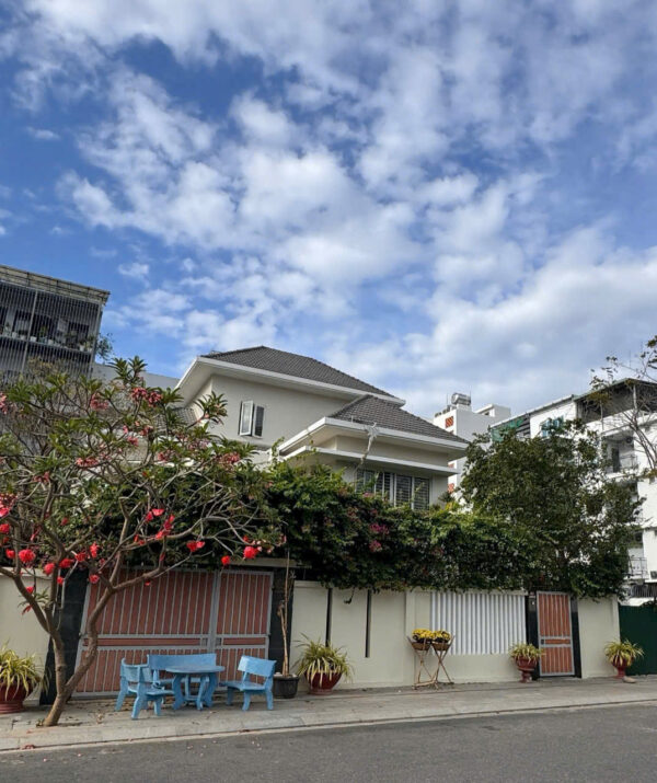 Biệt Thự Đẳng Cấp 320m² VCN Phước Hải – Nội Thất Gỗ Tự Nhiên Mới Tinh - Giá 30 Tỷ