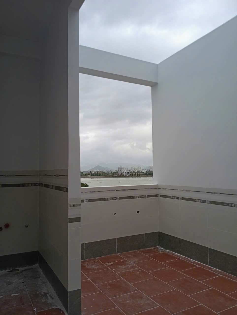 Bán Nhà Lô Góc 4 Tầng 2 Mặt Tiền TĐC Hòn Rớ 2, Đối Diện SunGroup Nha Trang - Hình ảnh 3