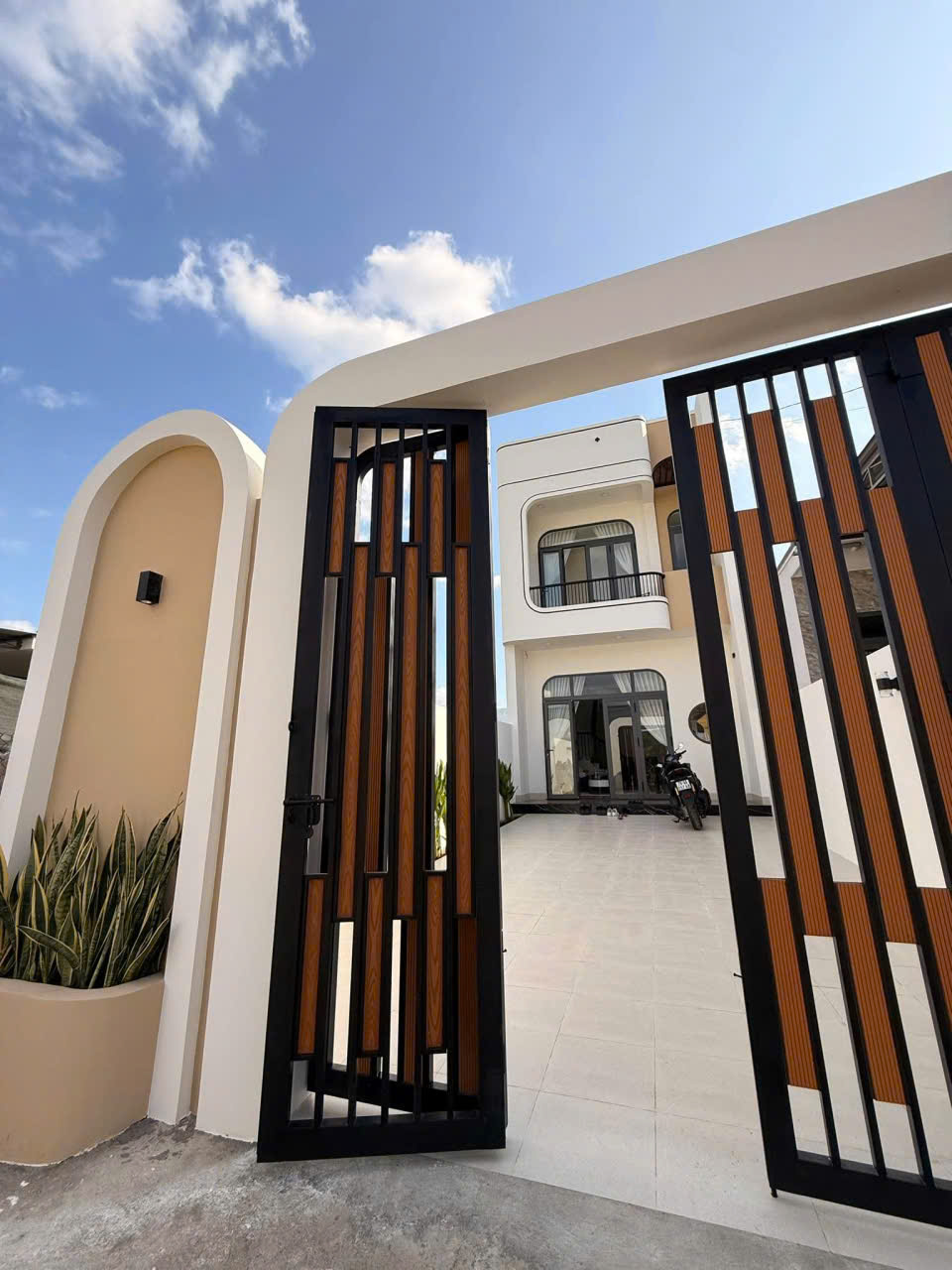 Bán Biệt Thự Vườn Full Nội Thất Cao Cấp Diên Phú, Ven TP Nha Trang - Giá 3 Tỷ 168 Triệu! - Ảnh 2