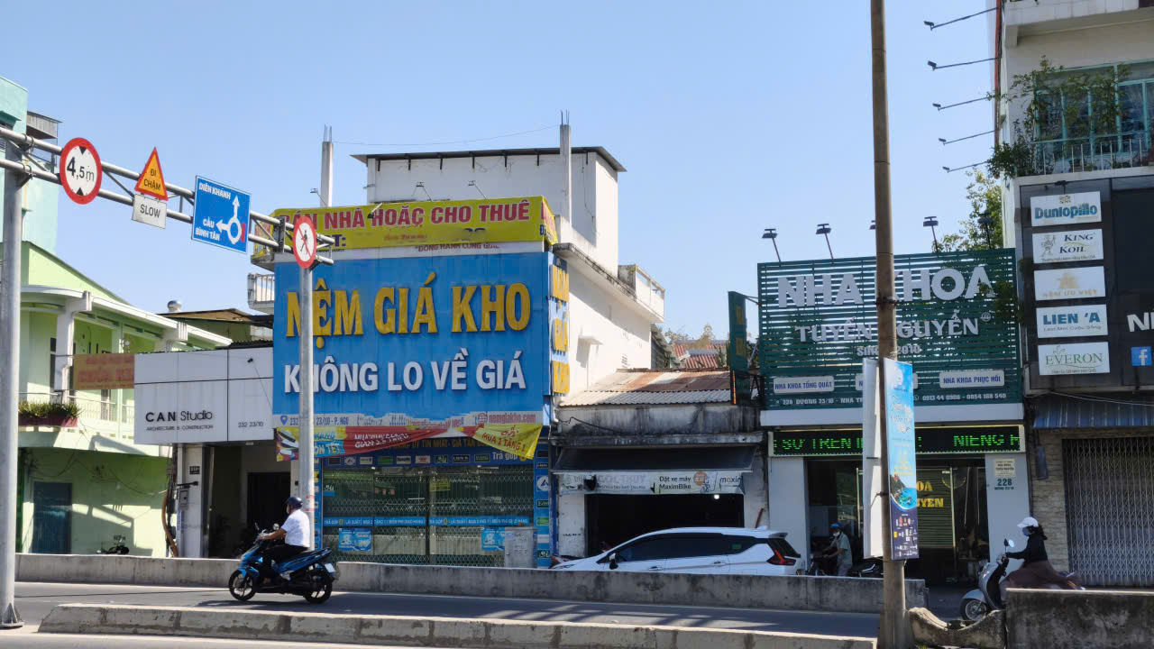 Bán Nhà Mặt Tiền Đường 23/10 Nha Trang - 9 tỷ - Vị Trí Kinh Doanh Đắc Địa
