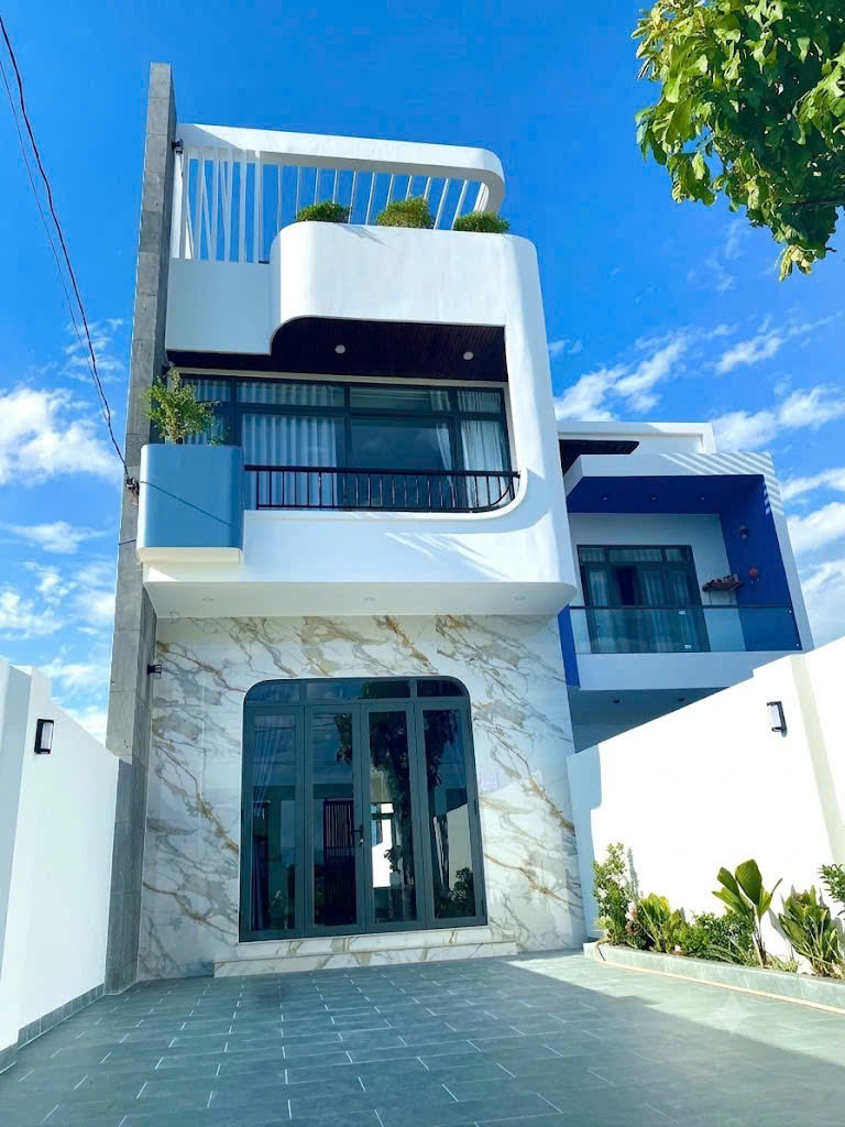 Bán Nhà 3 Tầng Cao Cấp Tại Diên Khánh: Full Nội Thất, Sân Vườn Rộng - Ảnh 21
