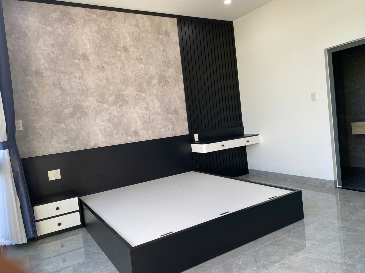 Bán Nhà 3 Tầng Cao Cấp Tại Diên Khánh: Full Nội Thất, Sân Vườn Rộng - Ảnh 2